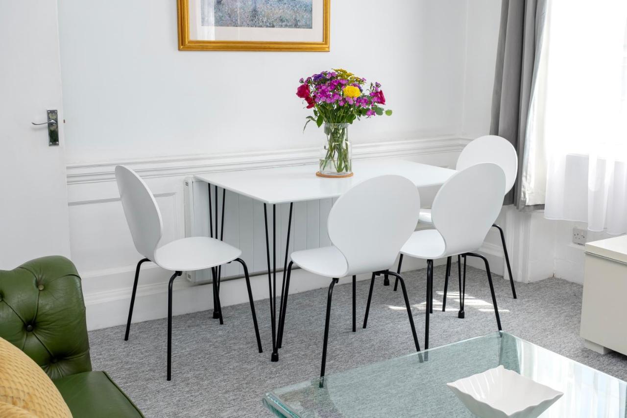 Super City Centre Apartment - Two Bedrooms, Perfect Location Bath Buitenkant foto