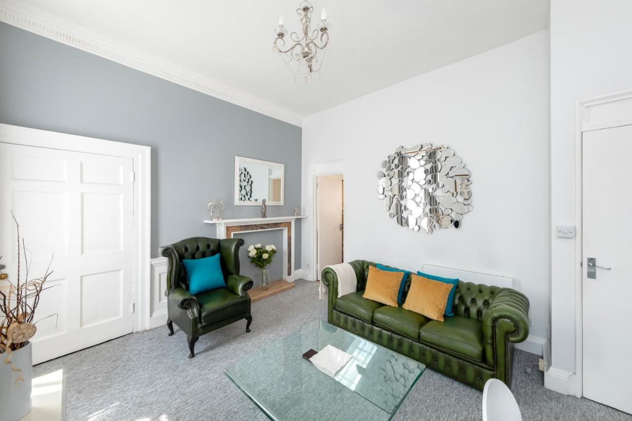 Super City Centre Apartment - Two Bedrooms, Perfect Location Bath Buitenkant foto